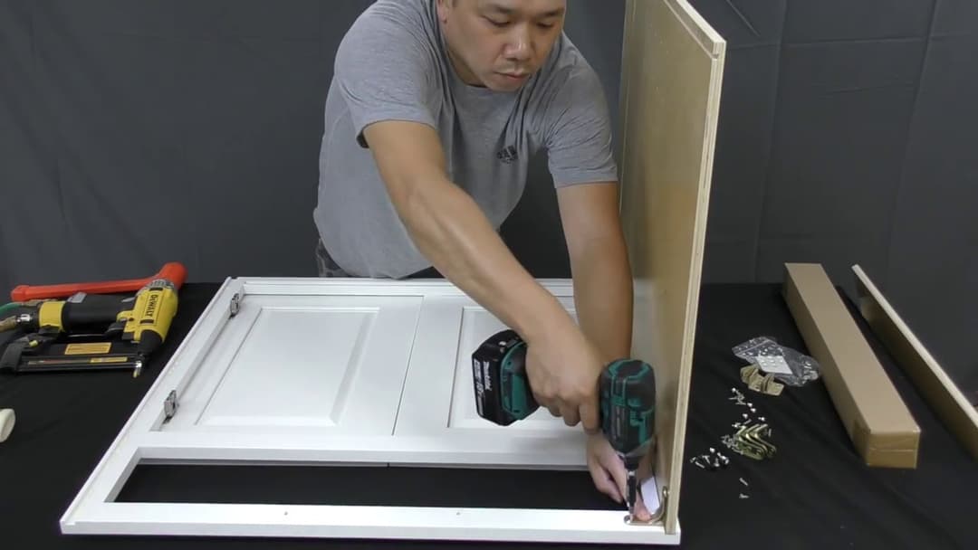 BASE CABINET ASSEMBLY B30