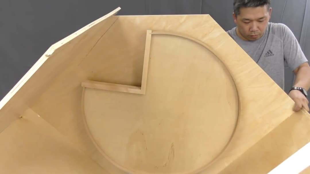 LAZY SUSAN ASSEMBLY